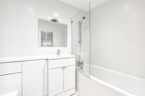 3 bedroom apartment for sale, Fulham Palace Road, London SW6