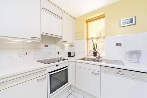 1 bedroom apartment for sale, King Henrys Reach, London W6