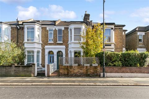 2 bedroom apartment for sale, Bloemfontein Road, London W12