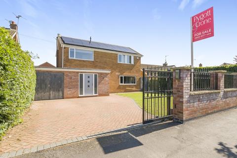 5 bedroom detached house for sale, Longcliffe Road, Grantham, Lincolnshire, NG31