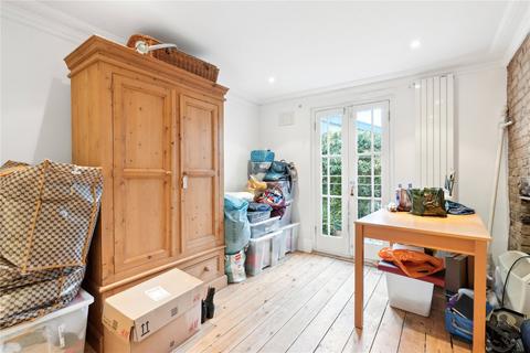 3 bedroom terraced house for sale, Dalberg Road, London SW2