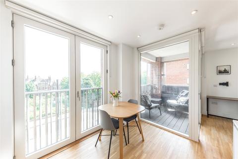 1 bedroom apartment for sale, Brixton Hill, London SW2