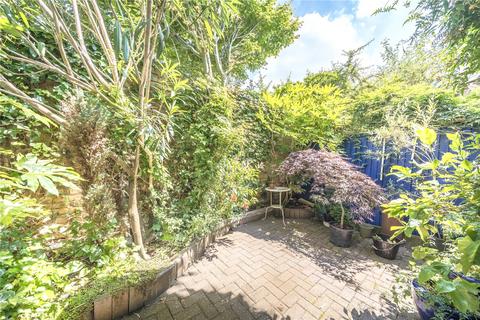 4 bedroom house for sale, Milkwood Road, London SE24