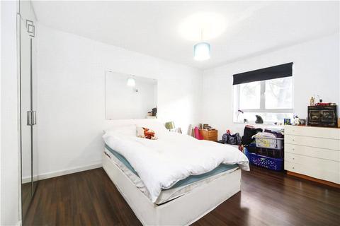 2 bedroom apartment for sale, Camden Street, London NW1