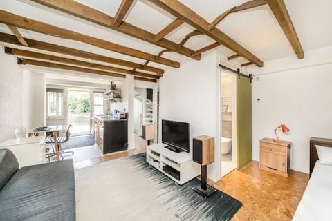 4 bedroom terraced house for sale, Southwood Lane, London N6