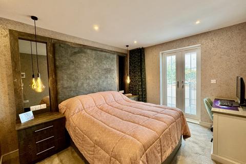 undefined, Madison Gardens, Near Hartshead, Liversedge, WF15
