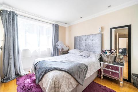 2 bedroom flat for sale, Camberley,  Surrey,  GU15