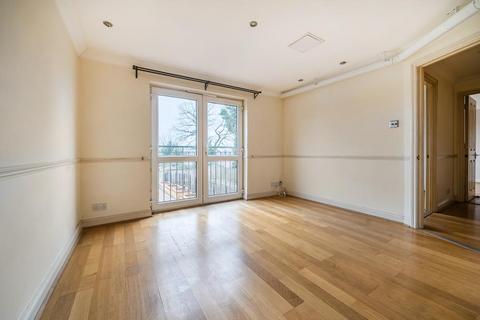 2 bedroom flat for sale, Camberley,  Surrey,  GU15