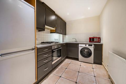 2 bedroom flat for sale, Camberley,  Surrey,  GU15