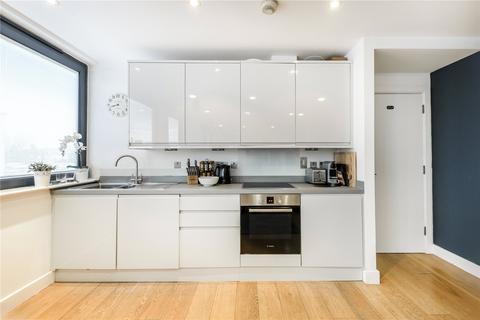 2 bedroom apartment for sale, Grafton Road, London NW5