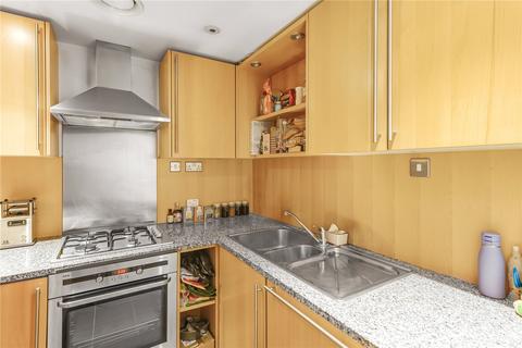 2 bedroom apartment to rent, Bredin House, Kings Chelsea SW10