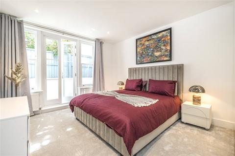 3 bedroom apartment to rent, Hans Road, London SW3