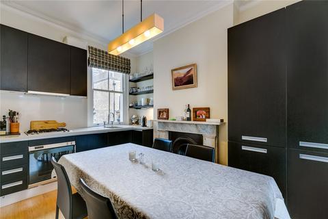 3 bedroom maisonette to rent, Redburn Street, London SW3