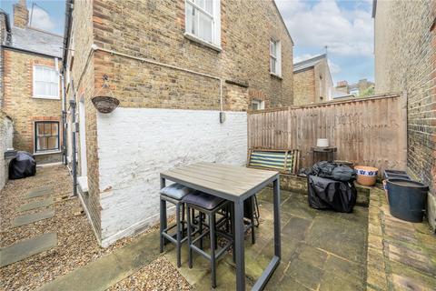 2 bedroom apartment for sale, North Street, London SW4