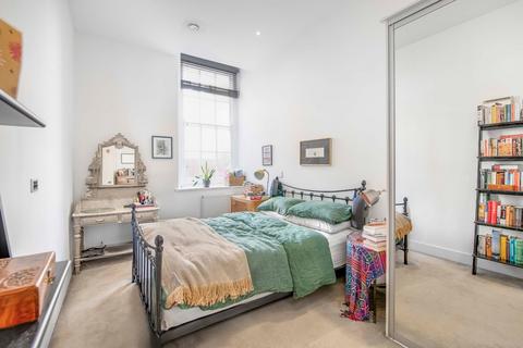 1 bedroom apartment for sale, Winchester Street, London W3