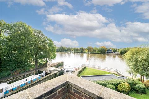 5 bedroom end of terrace house for sale, Chiswick Quay, London W4
