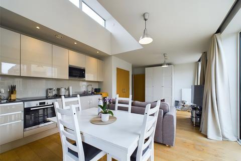 1 bedroom apartment for sale, Durham Wharf Drive, Brentford TW8