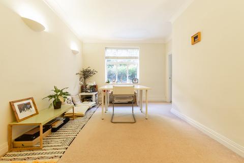 2 bedroom apartment to rent, Belsize Grove, London NW3