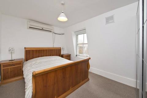 3 bedroom apartment to rent, Old Brompton Road, London SW5