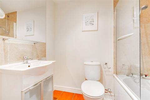 2 bedroom apartment to rent, London SW10