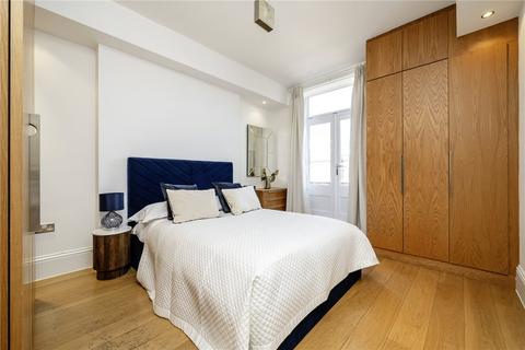 3 bedroom apartment for sale, Nevern Square, London SW5
