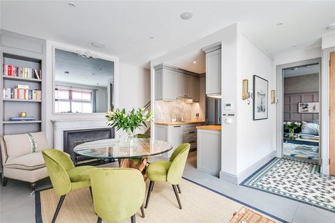 5 bedroom mews for sale, Old Manor Yard, London SW5