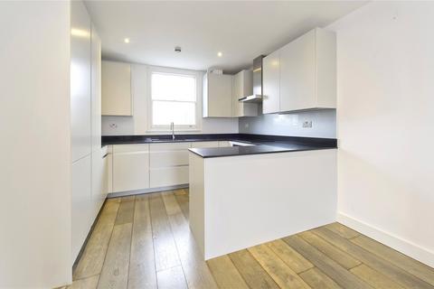 3 bedroom apartment to rent, Harwood Road, London SW6