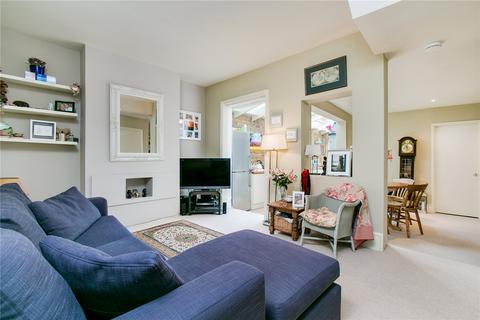 2 bedroom maisonette for sale, Broughton Road, London SW6