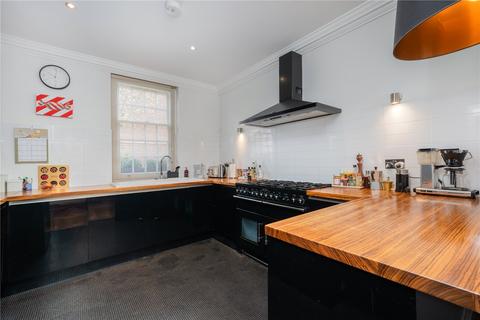 4 bedroom terraced house for sale, Cambria Street, London SW6