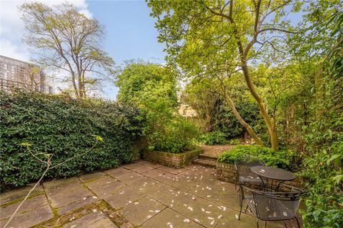 3 bedroom apartment for sale, St James's Gardens, London W11