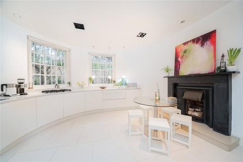 3 bedroom apartment for sale, Royal Crescent, London W11