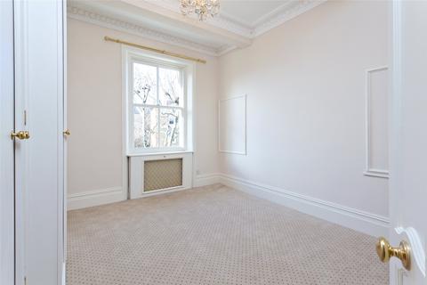 1 bedroom apartment for sale, Grove House, London W14