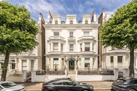 2 bedroom apartment for sale, Holland Park, London W11