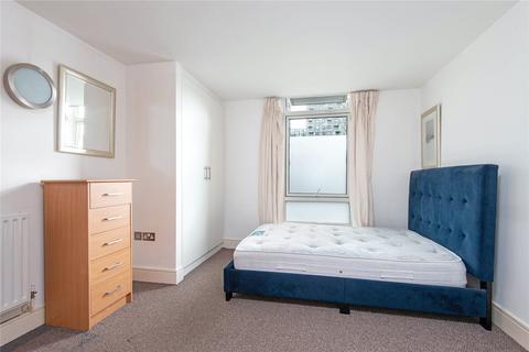 2 bedroom apartment to rent, Cassilis Road, London E14