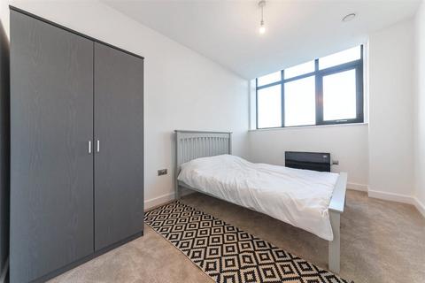 2 bedroom apartment to rent, Priory House, Birmingham B5