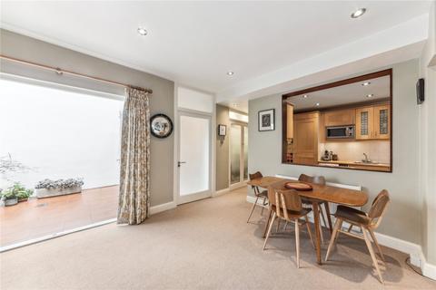 2 bedroom property for sale, Vicarage Gate, London W8