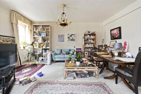 3 bedroom apartment for sale, London W8