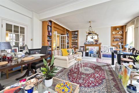 3 bedroom apartment for sale, London W8