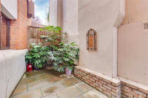 2 bedroom apartment for sale, Simon Court, London W9