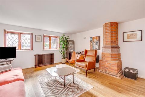 2 bedroom apartment for sale, Simon Court, London W9