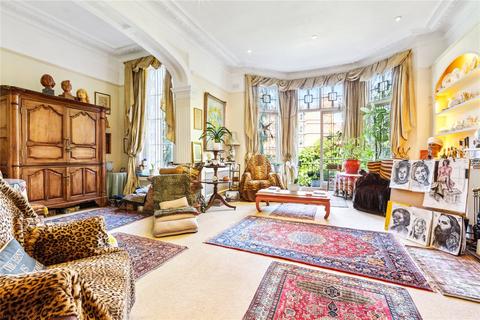 3 bedroom apartment for sale, London W9