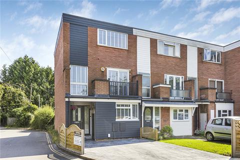 4 bedroom end of terrace house for sale, Bull Stag Green, Hatfield, Hertfordshire