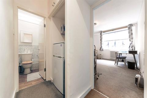 Studio for sale, Russell Court, London WC1H