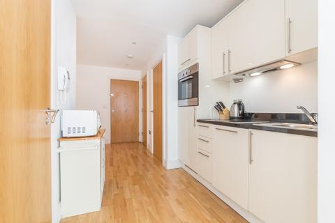 Studio to rent, Indescon Square, London E14