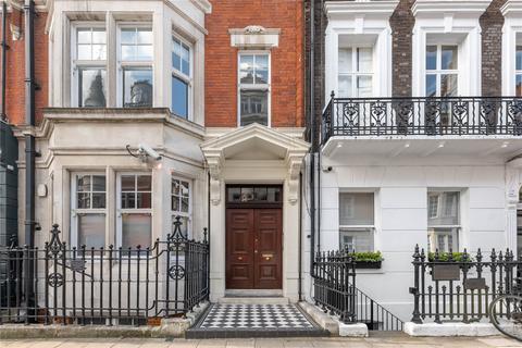 3 bedroom apartment for sale, Bentinck Street, London W1U