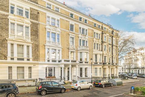 2 bedroom apartment to rent, London W11