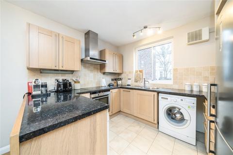 2 bedroom apartment to rent, Chepstow Villas, London W11