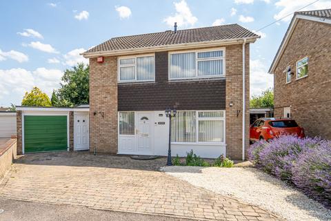 3 bedroom detached house for sale, Newnham Close, Hartford, Huntingdon.