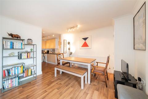 1 bedroom apartment for sale, Quayside House, Kensal Road W10