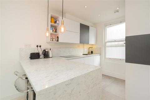 2 bedroom apartment for sale, Cornwall Crescent, London W11